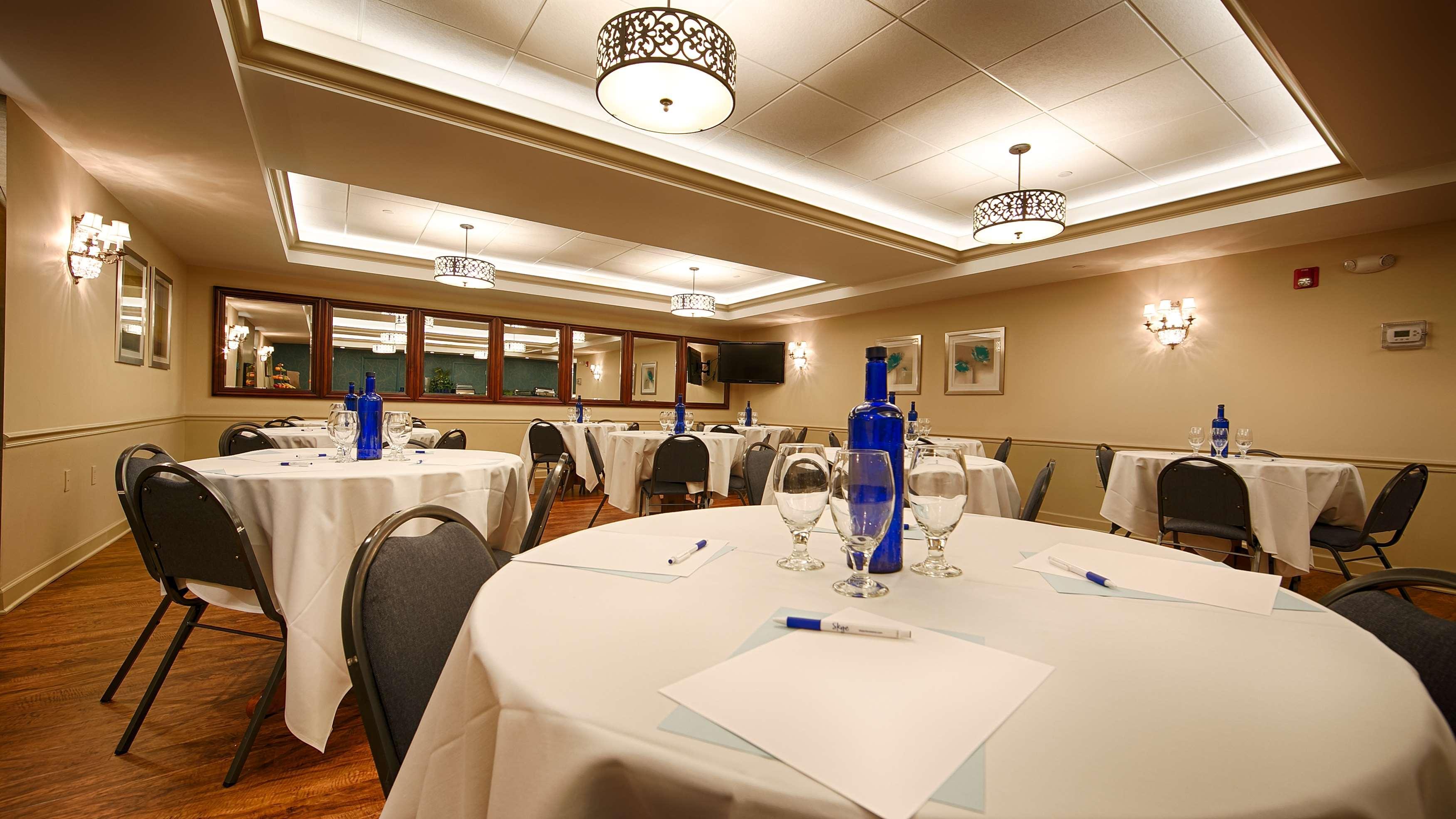 Best Western Plus Mentor-Cleveland Northeast Exterior foto